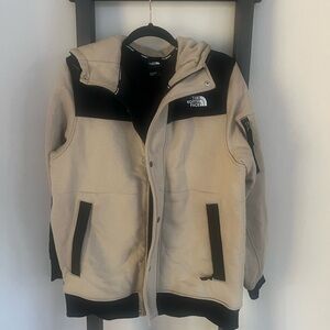 The North Face Men's Highrail fleece Cream and Black Performance Jacket